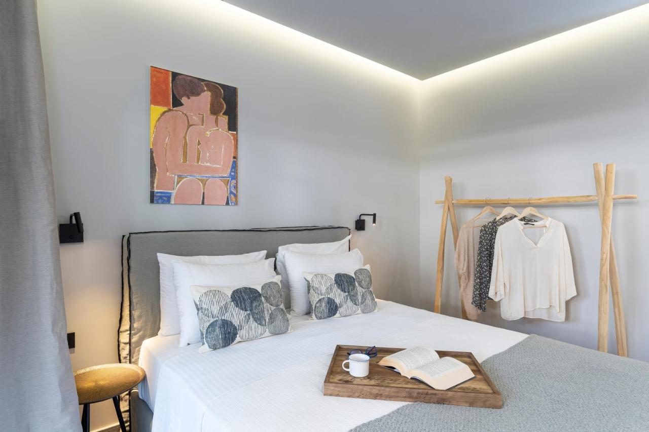 Elia & Anthos Deluxe Suites イキソス エクステリア 写真